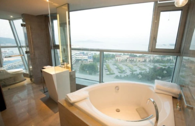 Weihaiwei Hotel B Plaza