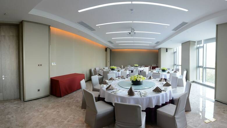 Weihai Qingtiwan Holiday Hotel