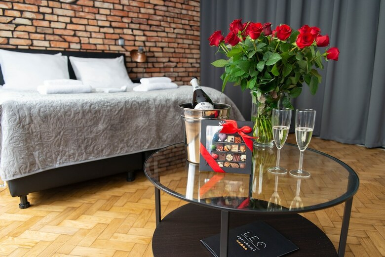 Hotel Leo Apartments Old Town