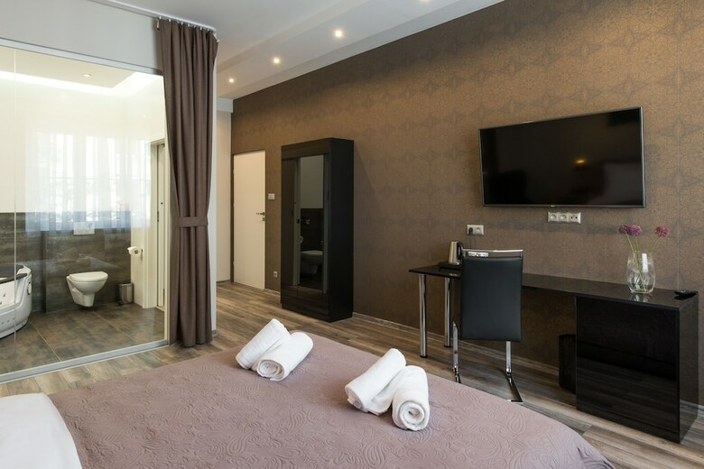 Hotel Leo Apartments Old Town