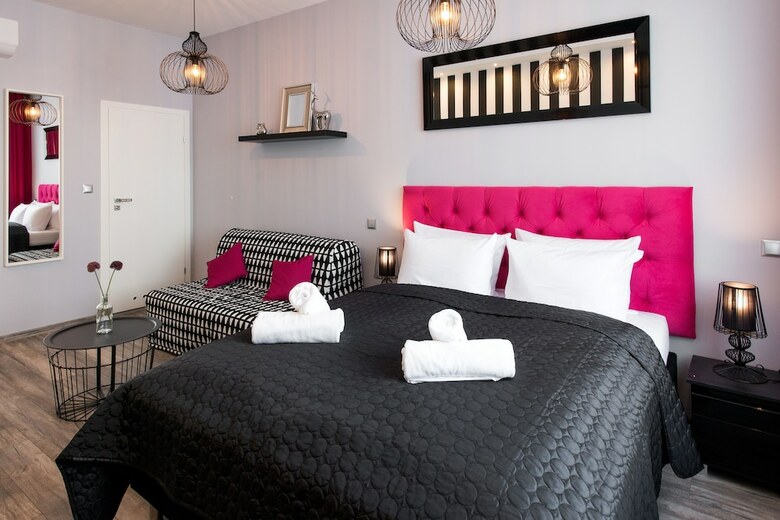 Hotel Leo Apartments Old Town