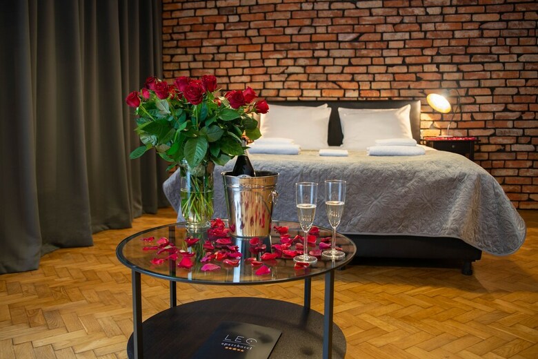 Hotel Leo Apartments Old Town
