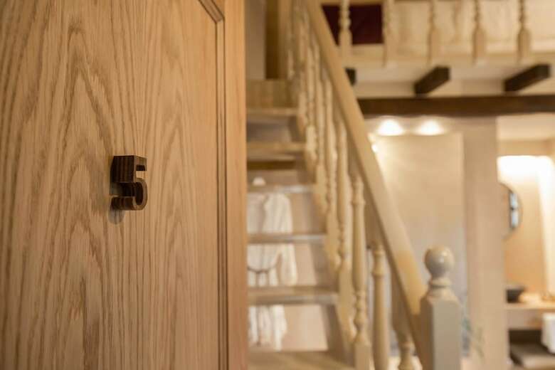 Hotel J&g Suites