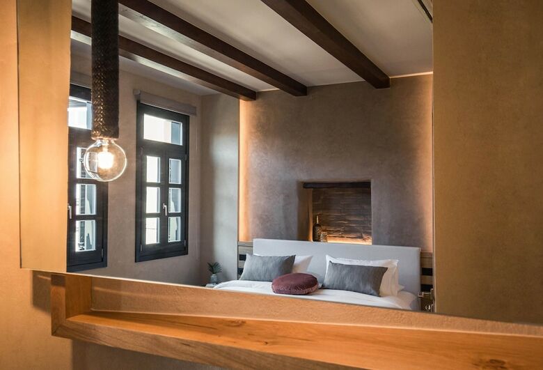 Hotel J&g Suites