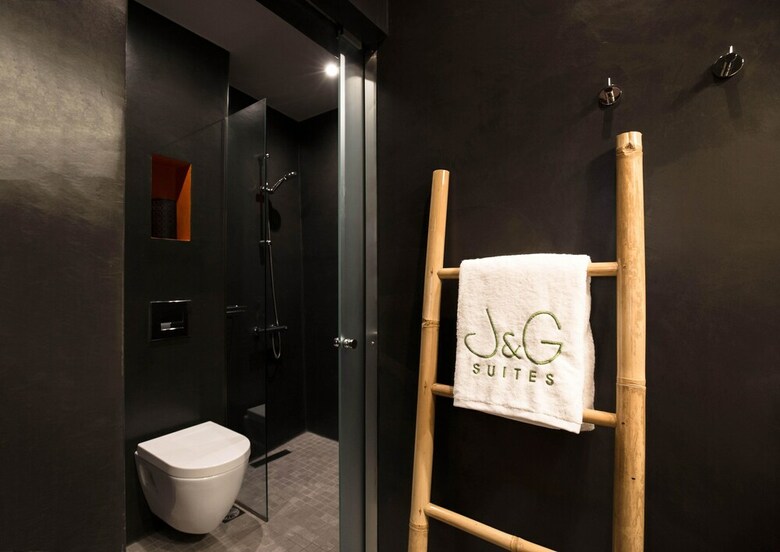Hotel J&g Suites