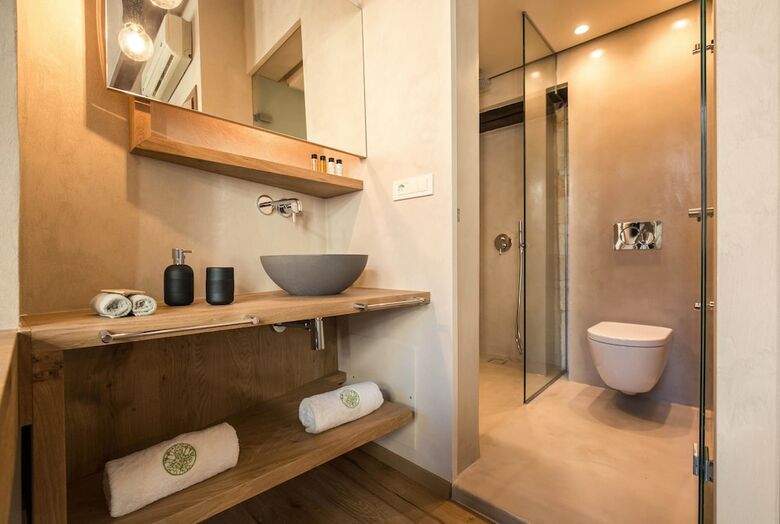 Hotel J&g Suites