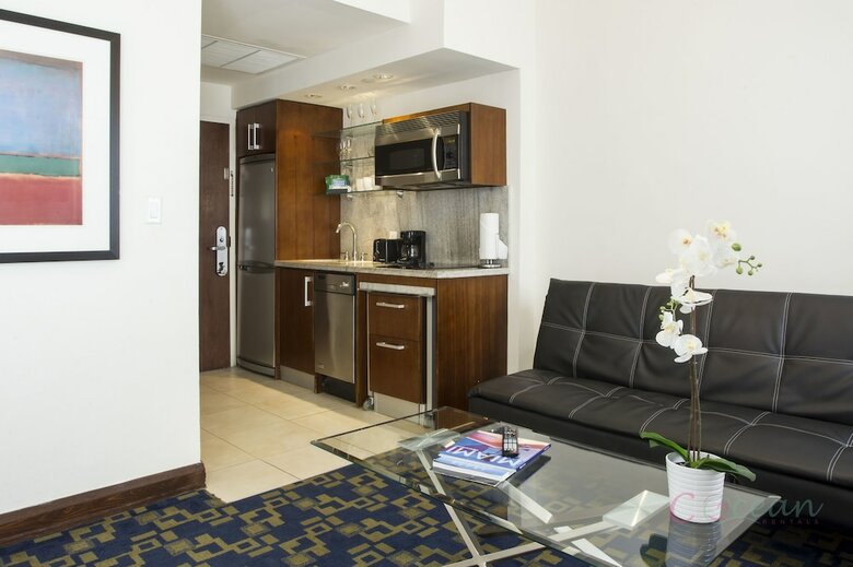 C Ocean Rentals At Strand Ocean Drive