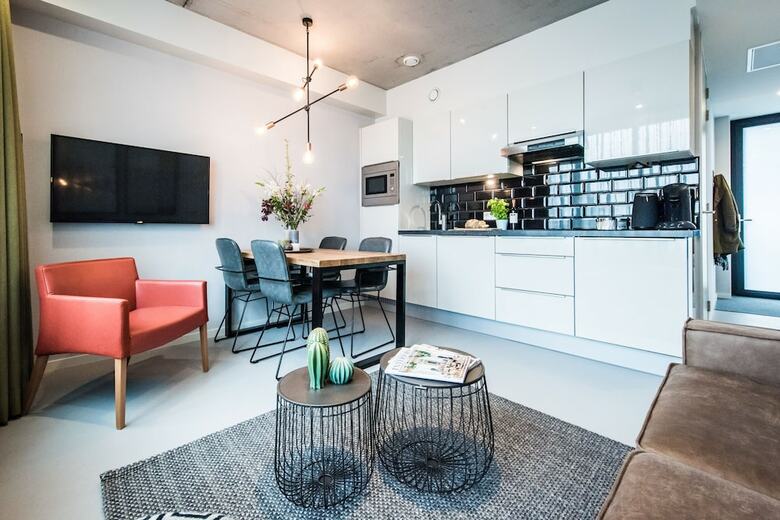 Short Stay Group Eastern Docklands  Serviced Apartments