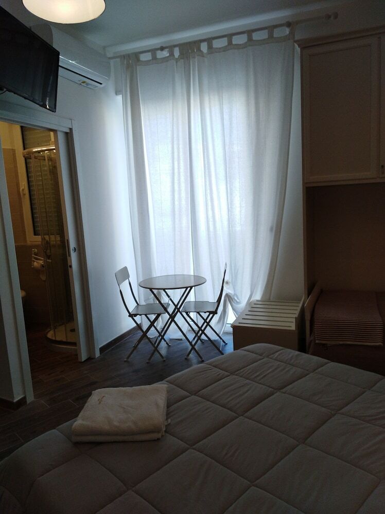 Domus Al Corso B&B