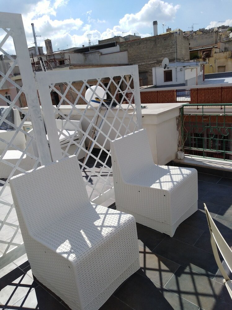 Domus Al Corso B&B