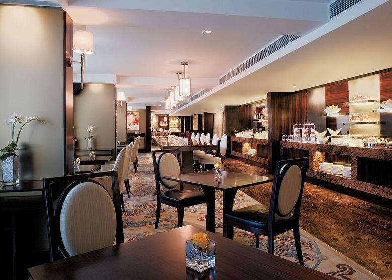 Hotel Kowloon Shangri-la, Hong Kong