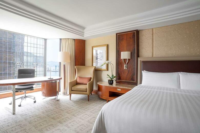 Hotel Kowloon Shangri-la, Hong Kong