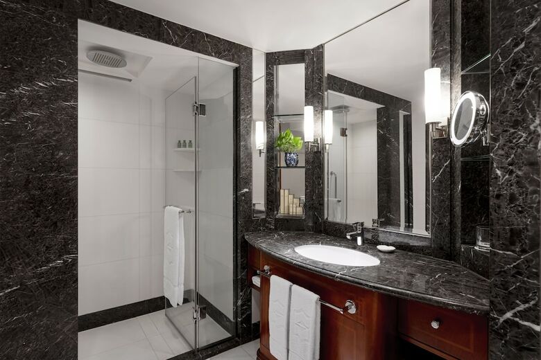 Hotel Kowloon Shangri-la, Hong Kong