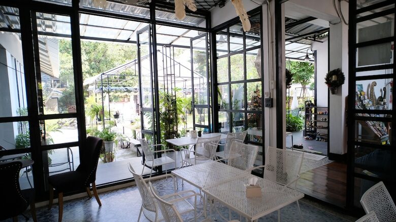 Hostal Sherloft Home And Hostel Dormitory