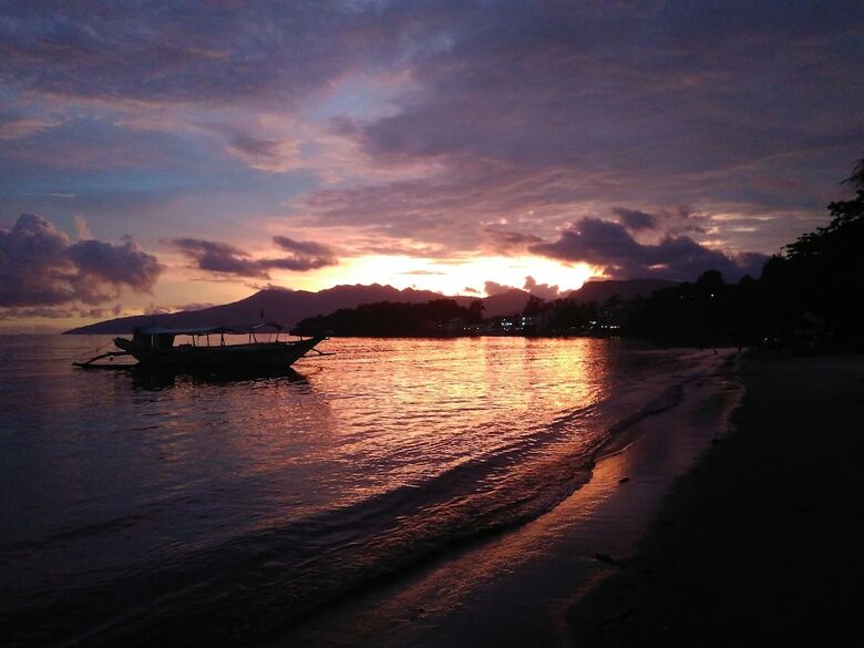Hotel Mango's Beachfront Resort