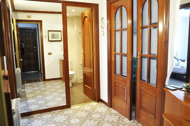 Apartaments Pa�sos Catalans