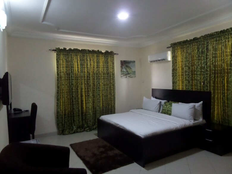 Hotel Btt Homes