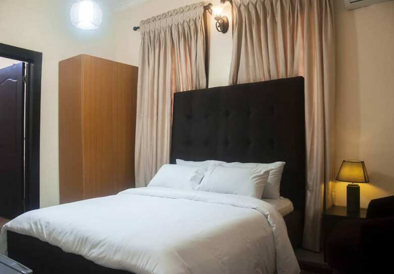 Hotel Btt Homes