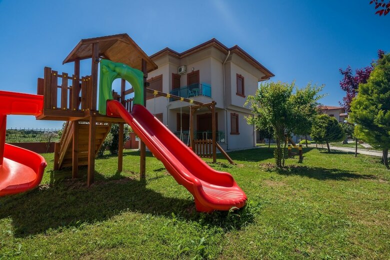 Vista Villas & Suites