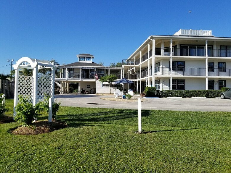 Posada Davis House Inn