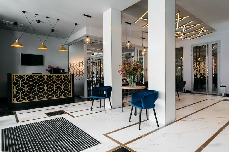 Hotel Apis