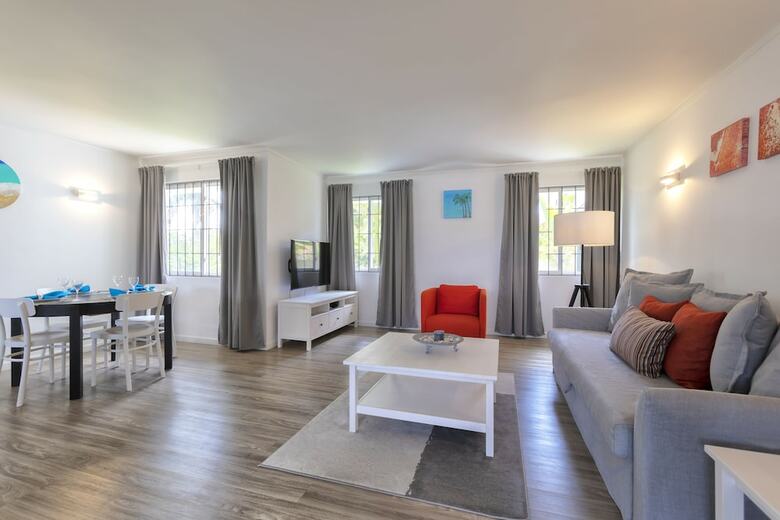 Dover Woods Apartments