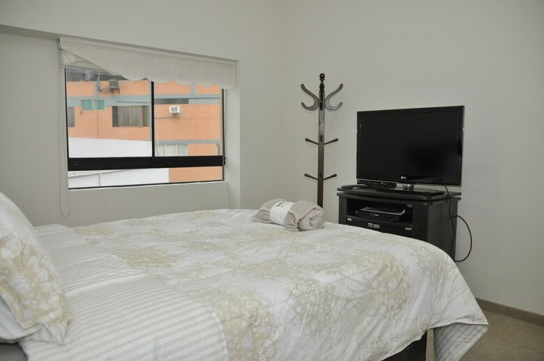 Lux Miraflores Apartments Tripoli
