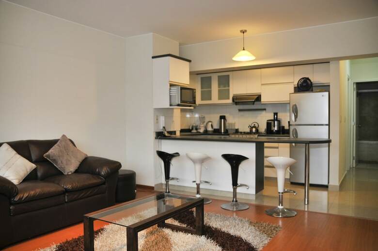 Lux Miraflores Apartments Tripoli