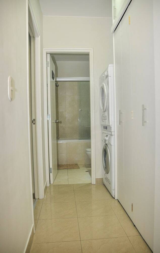 Lux Miraflores Apartments Tripoli
