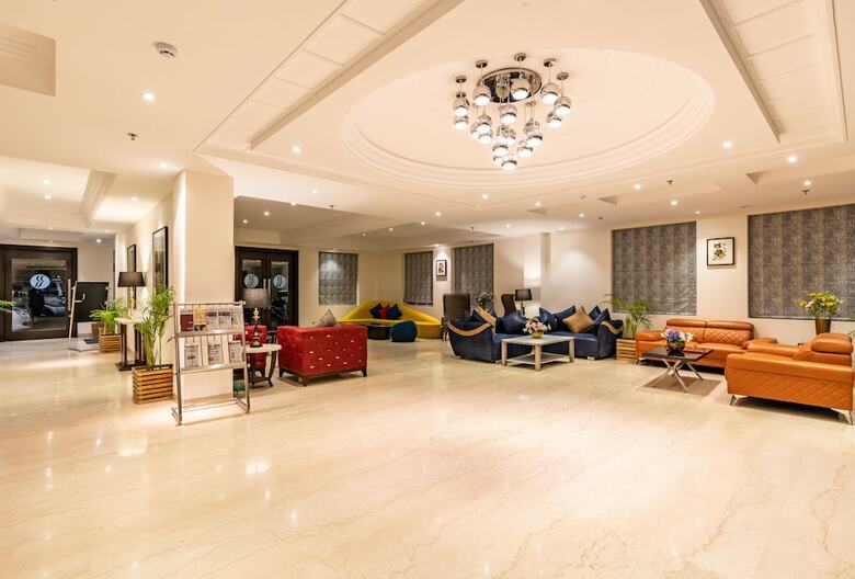 Hotel Ramada By Wyndham Kasauli