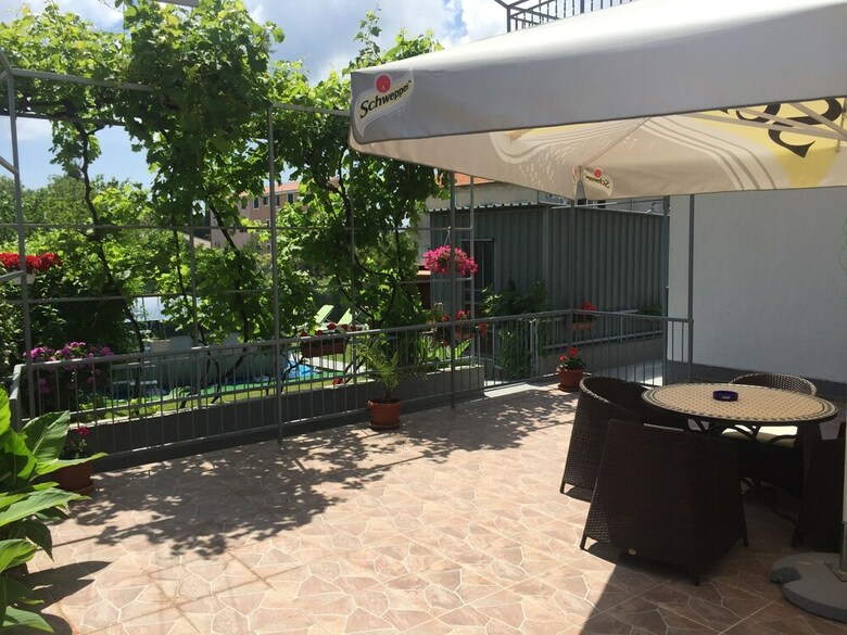 Hotel Guesthouse Varnica