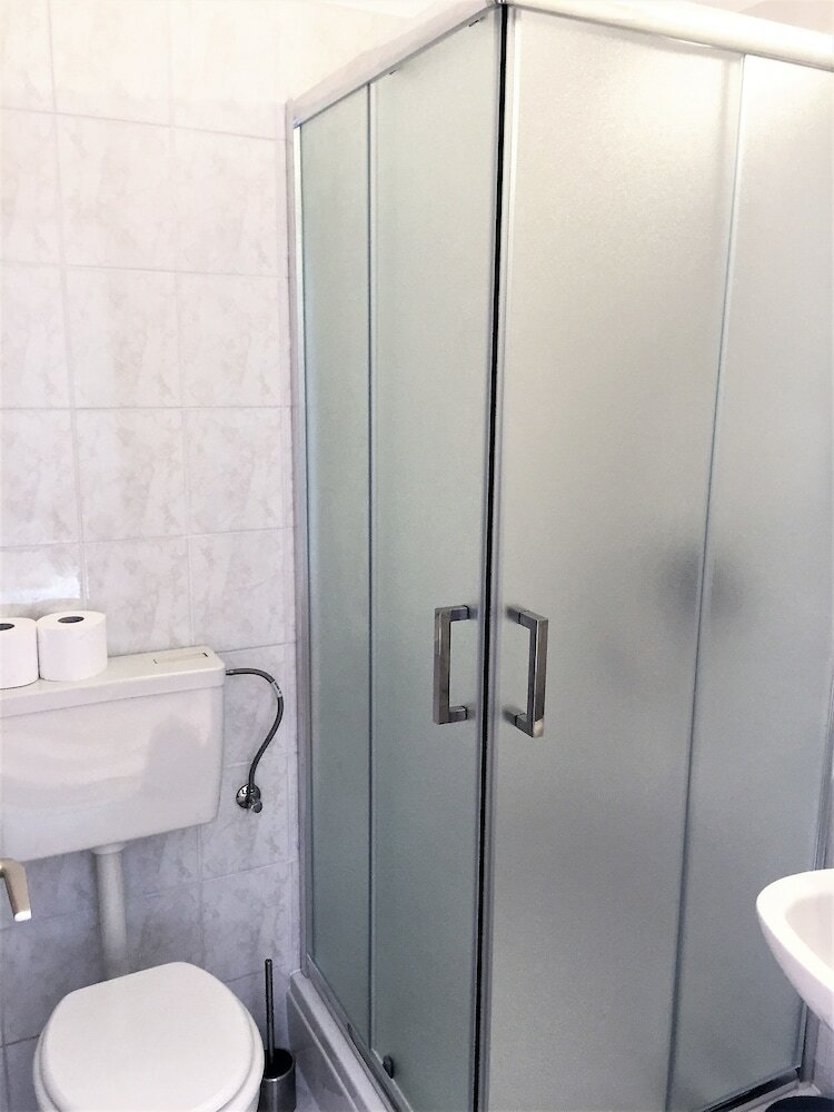 Hotel Guesthouse Varnica