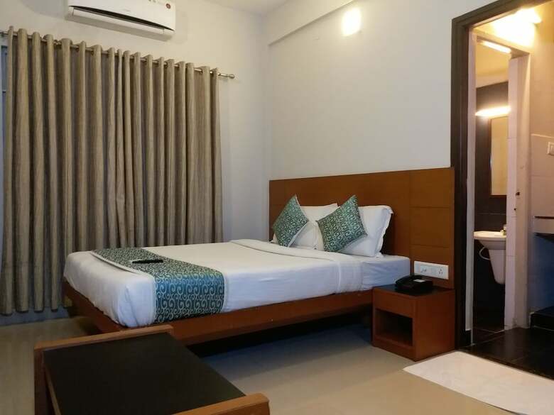 Hotel Zaith Residency Near Us Consulate & Apollo Hospitals