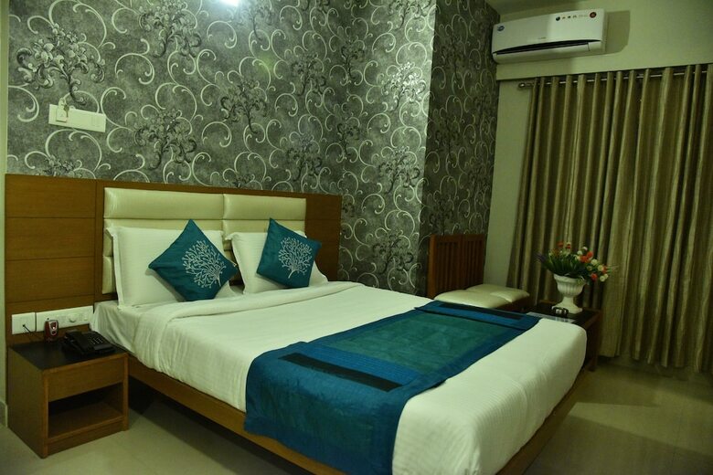 Hotel Zaith Residency Near Us Consulate & Apollo Hospitals