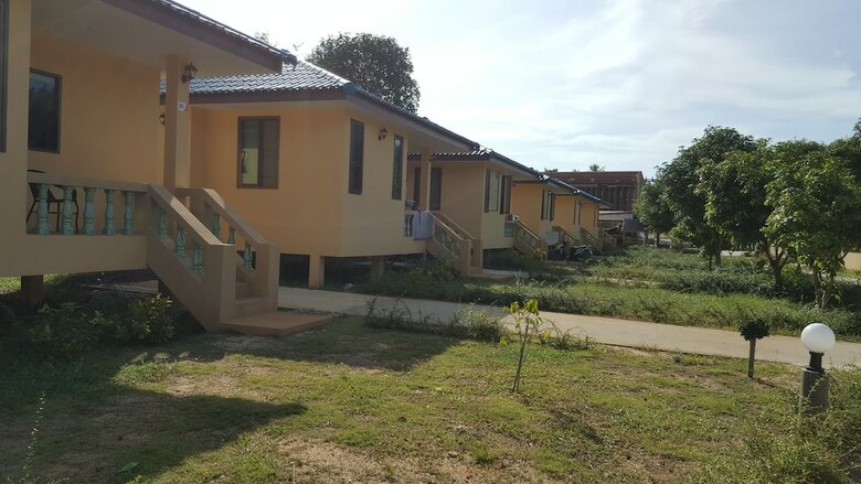 Villa M-village