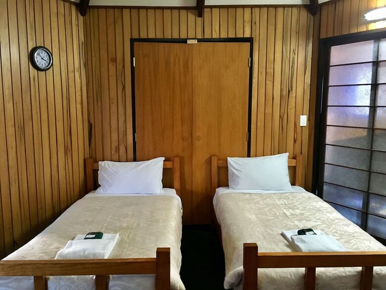 Pure Motel & Guest House