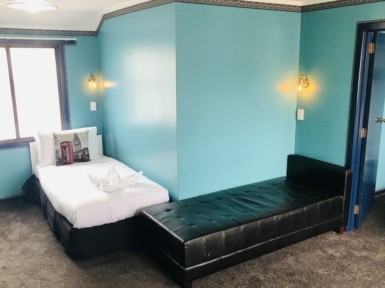 Pure Motel & Guest House