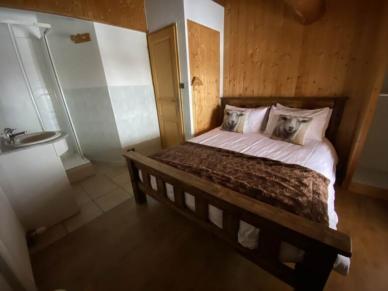 Monster Chalets