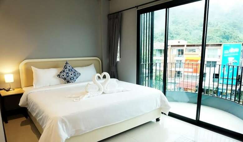 The Moon Night Ao Nang Hotel
