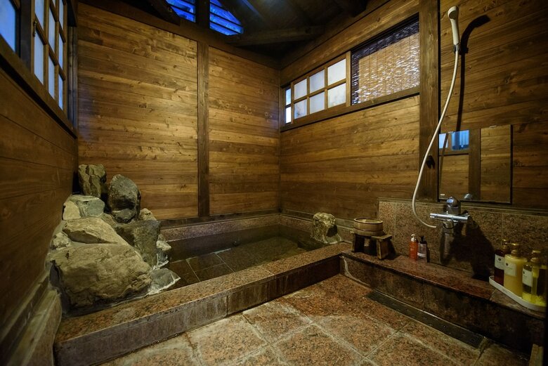 Yunohira Onsen Ryokan Kamiyanagiya