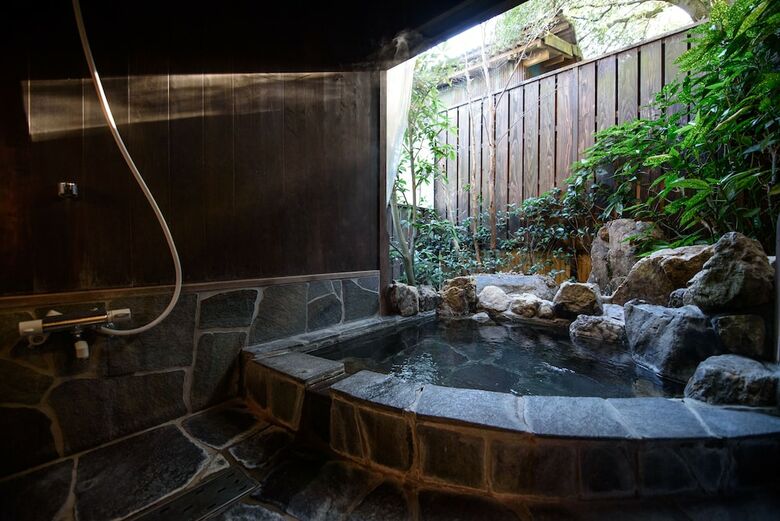 Yunohira Onsen Ryokan Kamiyanagiya