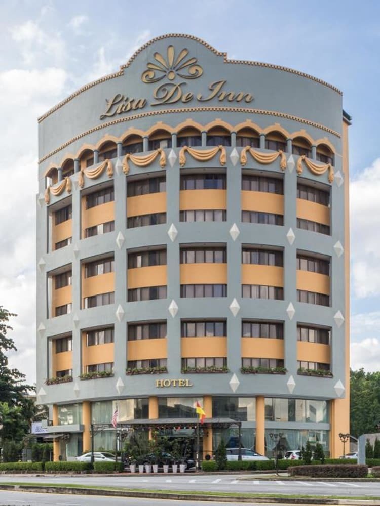 Hotel Lisa De Inn