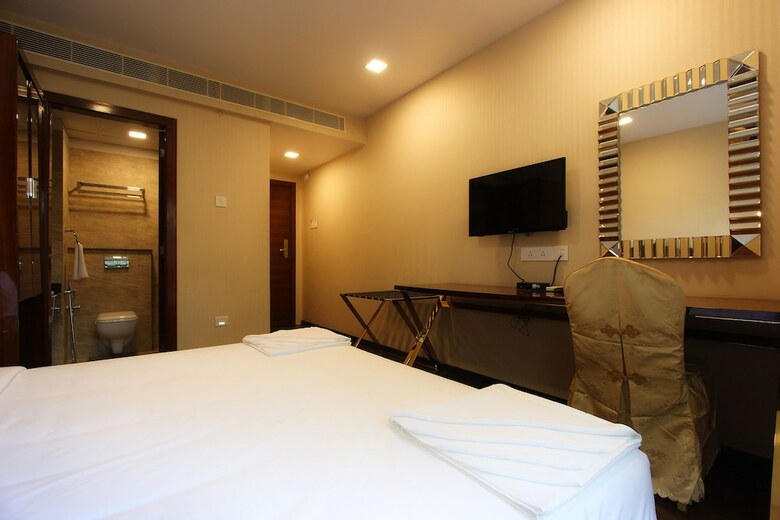 Hotel Raahat Inn Chennai
