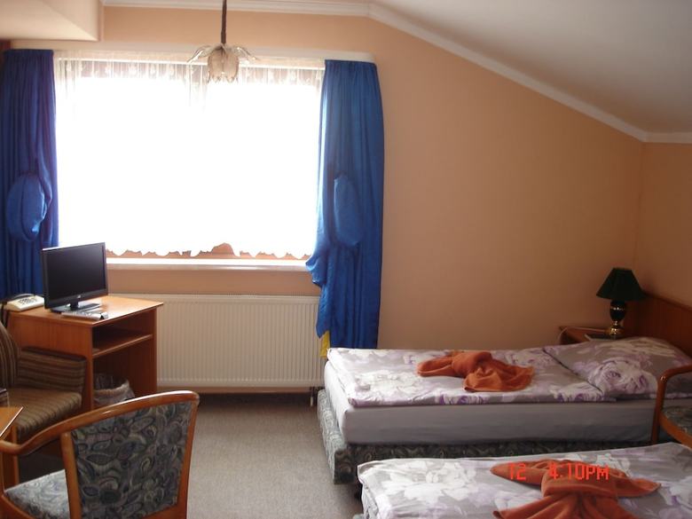 Hostal Pension Zum Schwanenteich