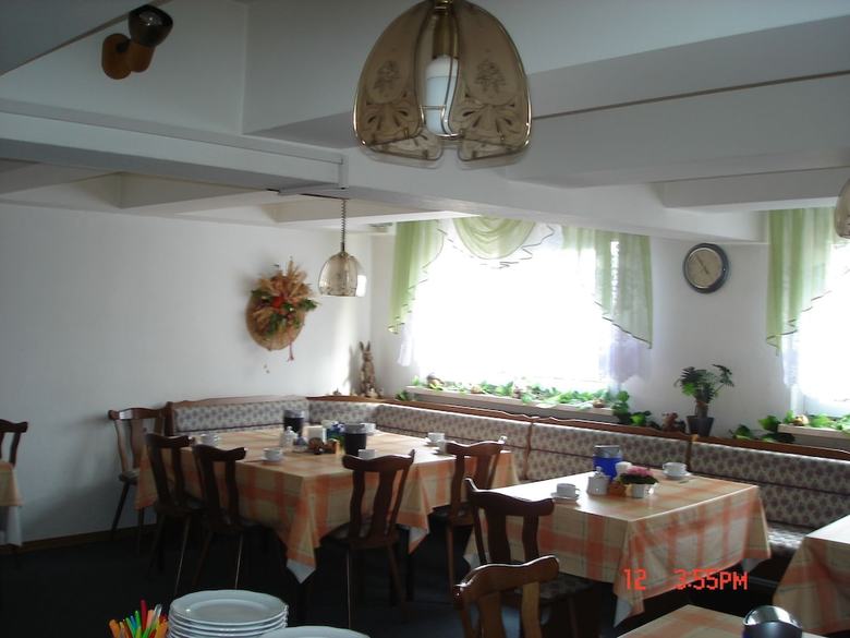 Hostal Pension Zum Schwanenteich