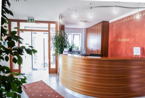 Hostal Gasthaus Hotel Ostermeier