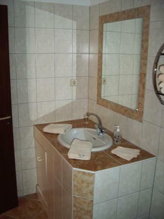 Hostal Gasthaus Ela