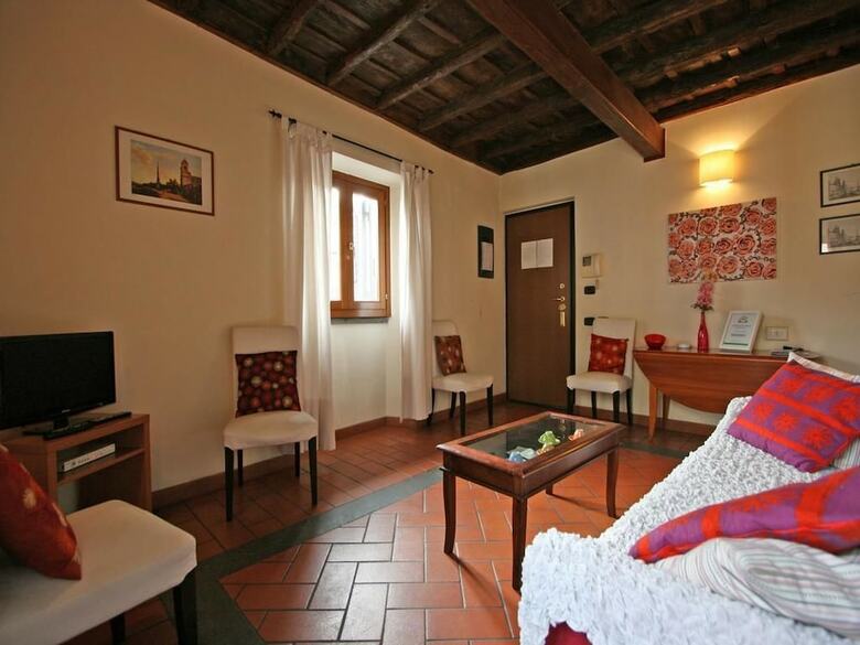 Navona House Apartments