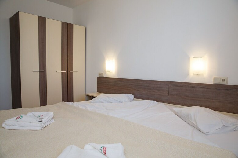 Hotel Mountain Paradise By The Walnut Trees