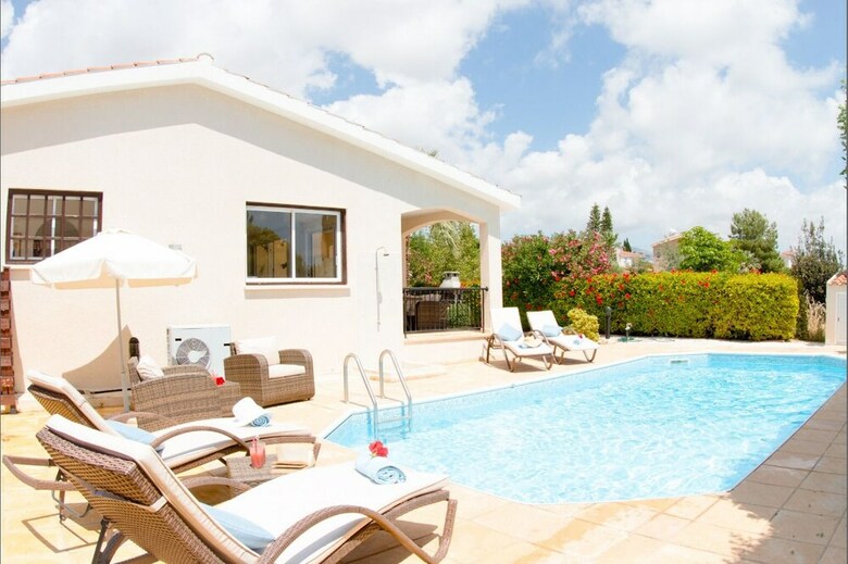 Villa Bungalow Mikaella